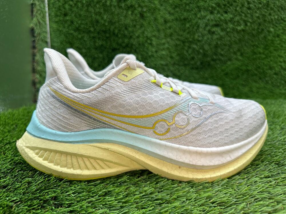 Saucony Endorphin Speed 5 S11007-144 Athletic Shoes Women's 9 White Mesh Running